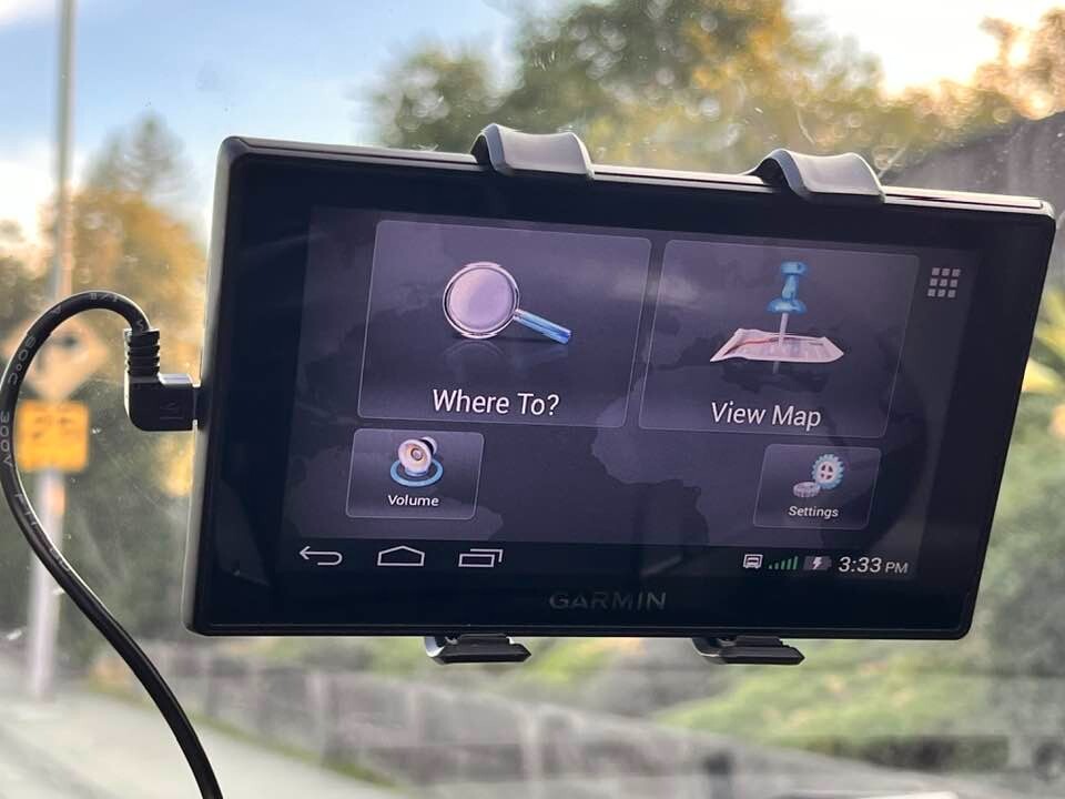 FREE SHIPPING GARMIN FLEET 670 LM SEMI TRUCK GPS LIFETIME MAPS 1YR WARRANTY