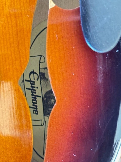 Epiphone MM-50/VS mandolin