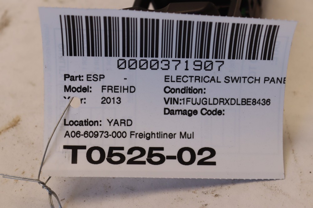 2008-2017 FREIGHTLINER CASCADIA 125 DASH EXPANSION SWITCH MODULE BRACKET OEM