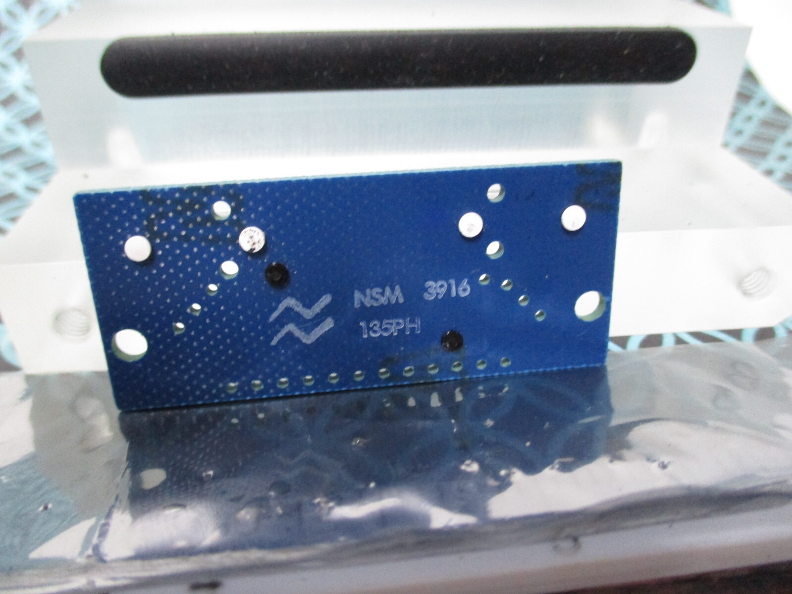 National Semiconductor 10-Element Integrated Driver LED Bar Graph Array NSM3916