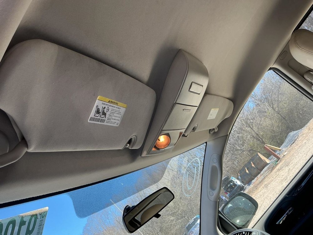 CARAVAN 2013 Glove Box 4912095