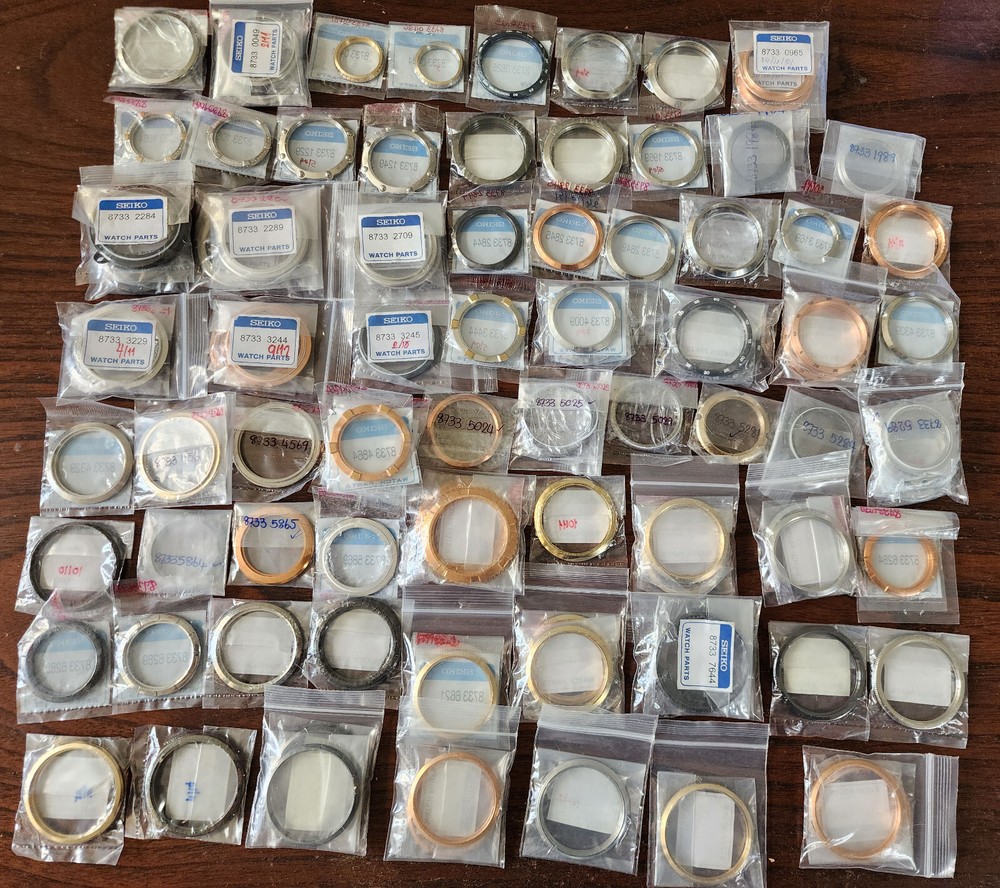NOS ORIGINAL SEIKO BEZEL 8733 ASSORTED MODEL Drop down choose.