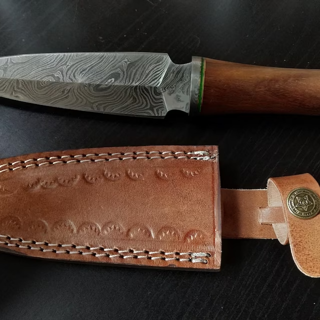 Damascus Steel Dagger Knife