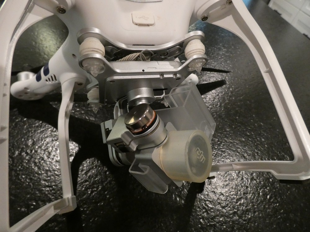 DJI PHANTOM STANDARD DRONE W321 QUADCOPTER