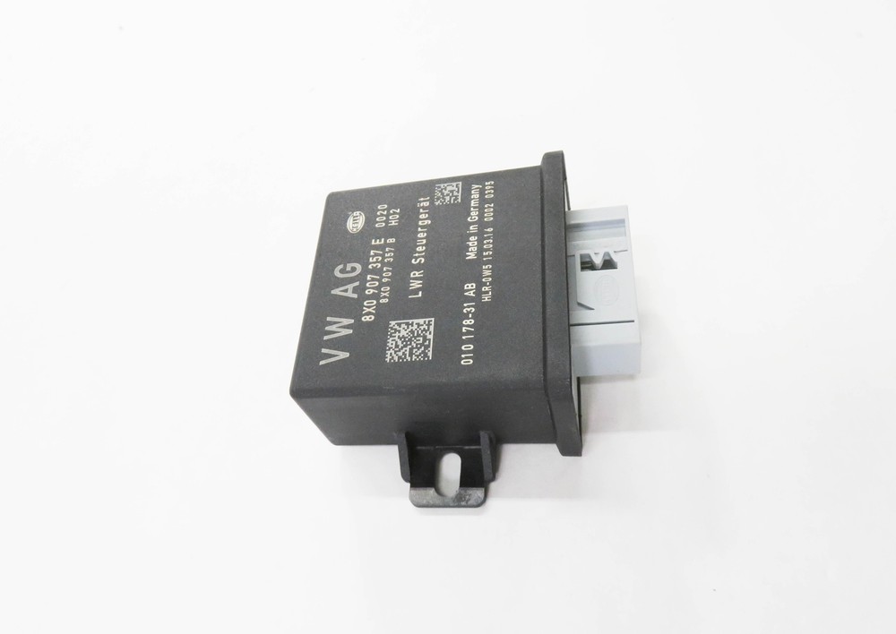 2016 AUDI Q3 (8U) HEADLIGHT RANGE CONTROL MODULE