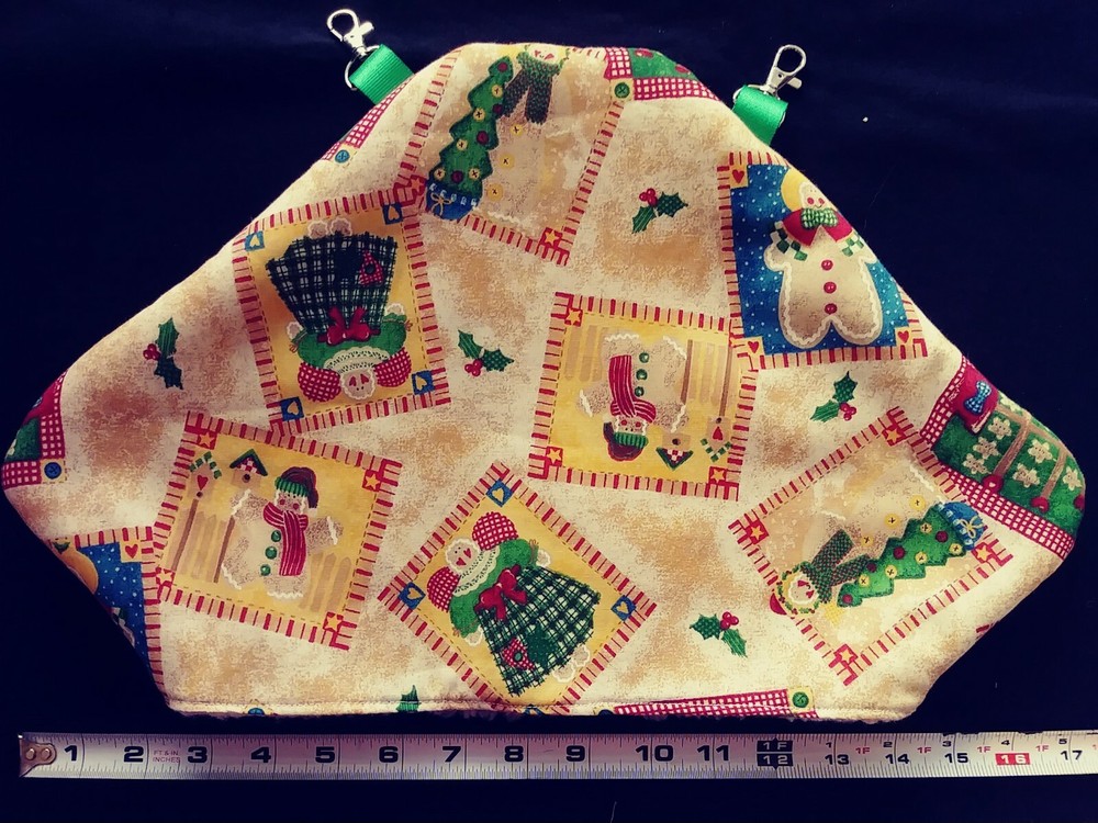 Ferret Sherpa Lined Corner Cubby - Christmas Patch Design