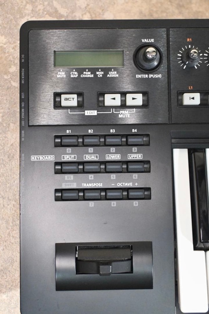 Roland A-500PRO 49-Key MIDI Controller Keyboard Tested Working Missing Knob