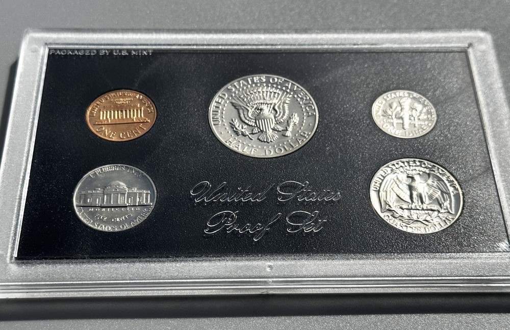 1972-S US Mint Proof Set Coins, Complete with Original Packaging OGP (Ref. 72)