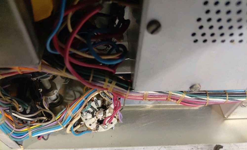 Heathkit VHF-1 Seneca 2 and 6 Meter Transverter Power Up ONLY Untested Estate