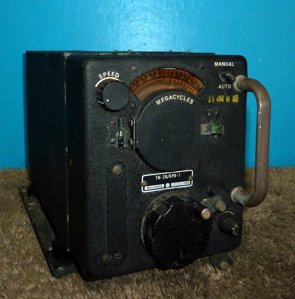 WWII MX-24 Tuning Unit TN-2B/APR-1 w/ CS-117 Case