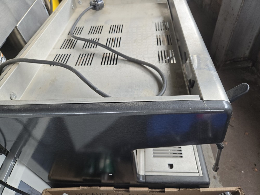 Nouva Simonelli Premier Maxi Espresso Machine