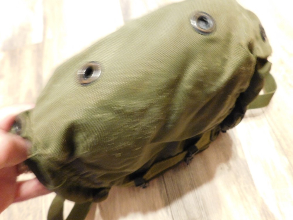 GREEN NYLON BAG W/ WOOL INSERT