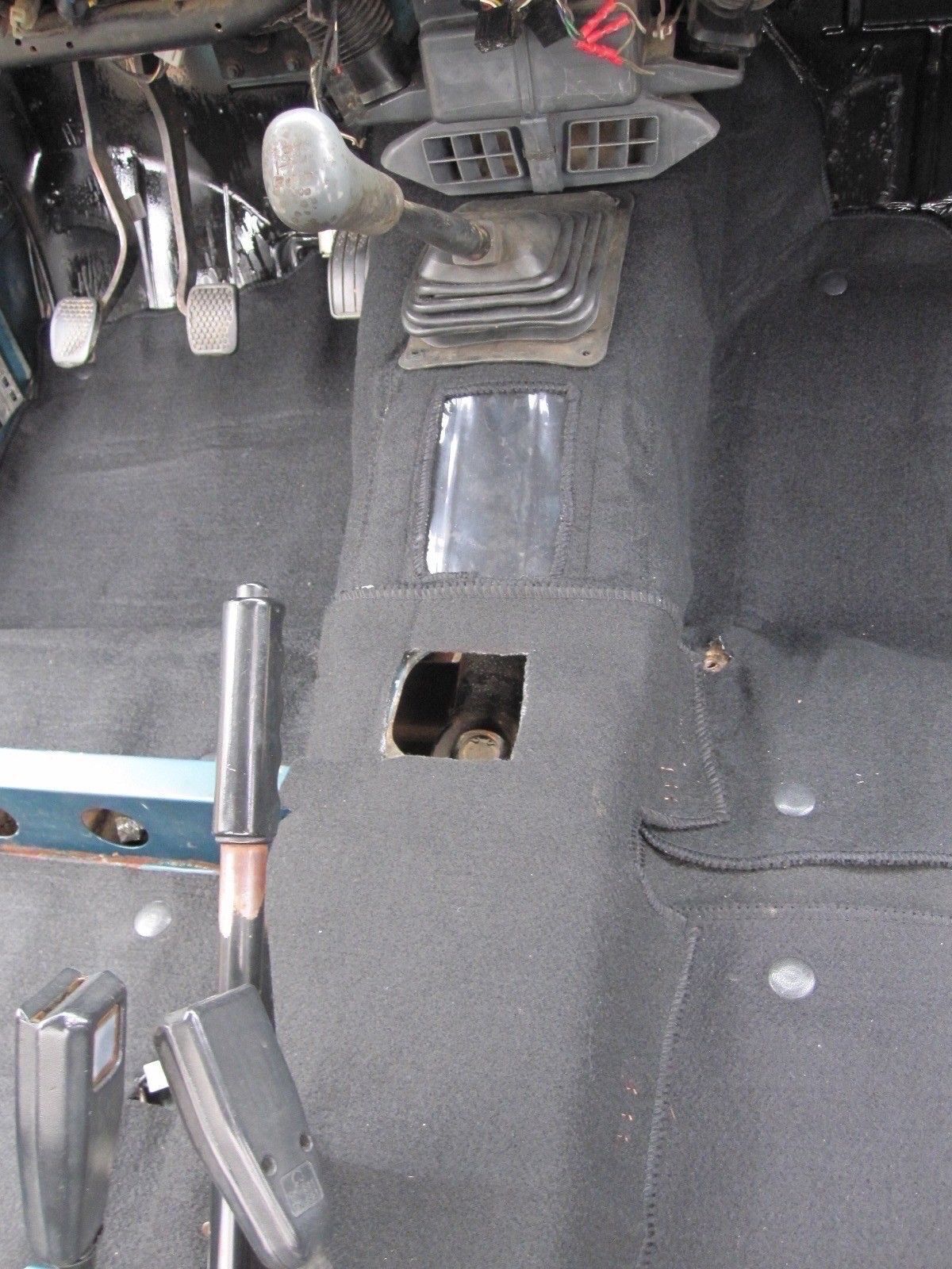 CARPET/FELT - PASSENGER AREA (OEM) - SAMURAI '80-'95