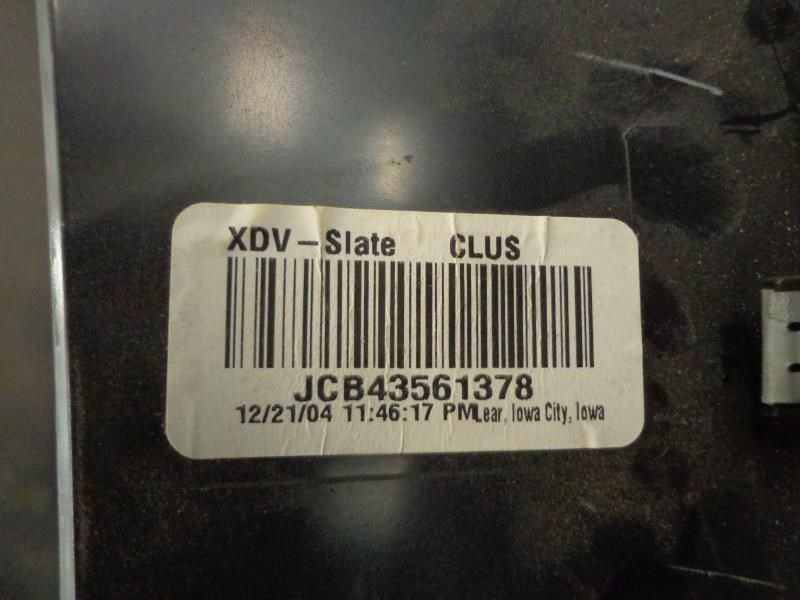 2005 STRATUS speedometer bezel