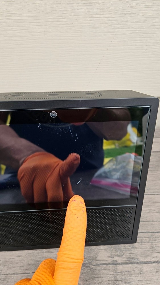 Amazon Echo Show 1st Generation Display Black MW46WB (READ DESCRIPTION) T54