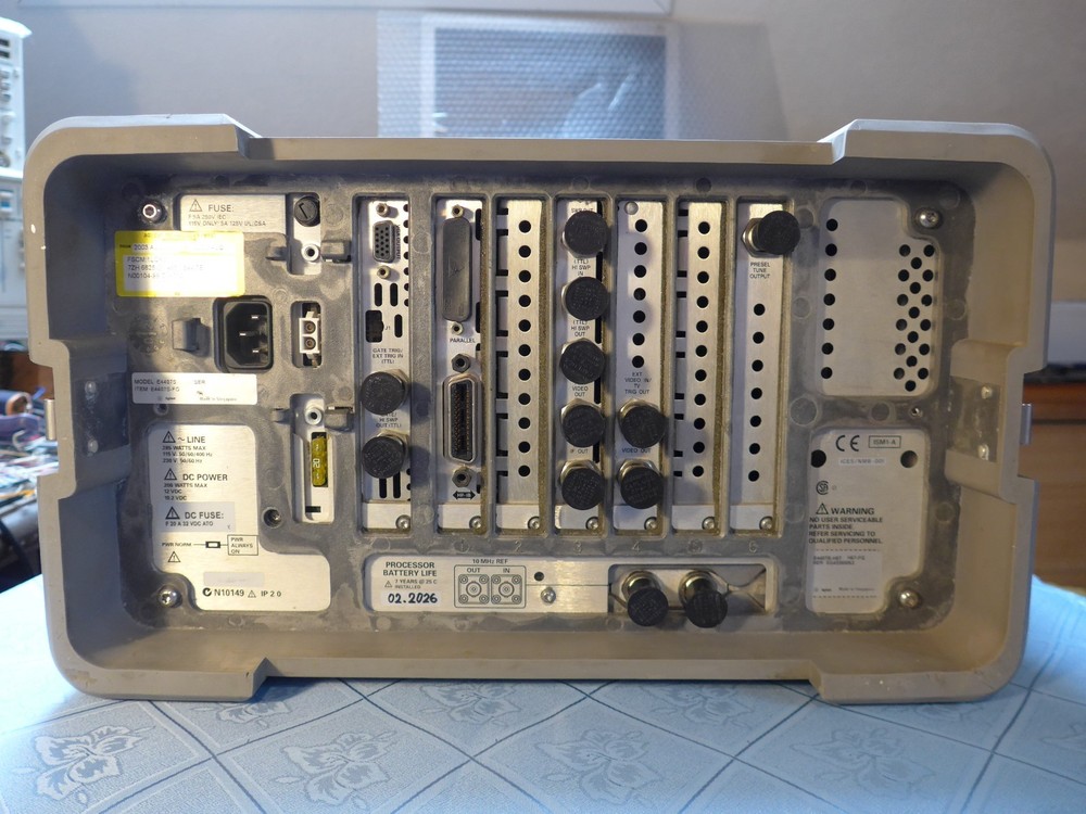 Agilent E4407B Spectrum Analyzer 26.5GHz with options