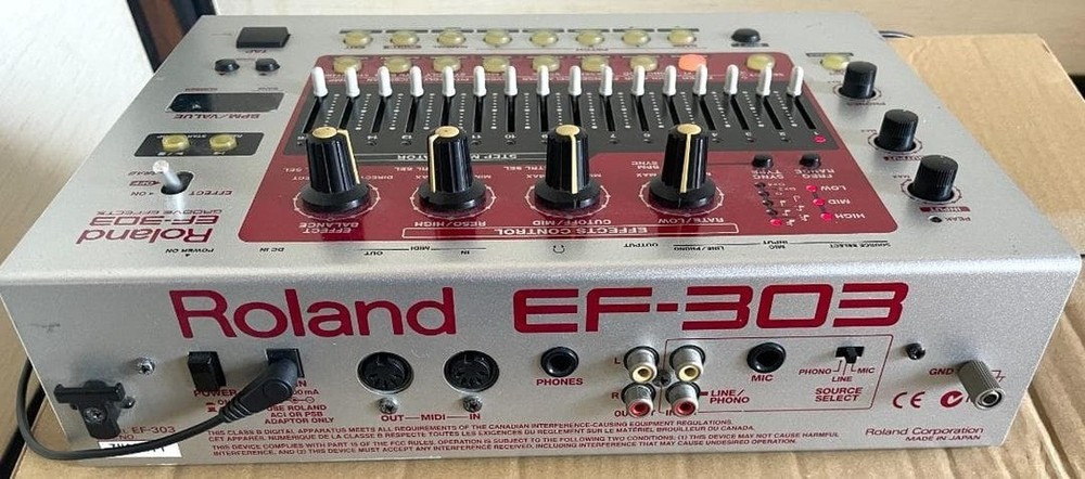Roland EF-303 Groove Effects Processor DJ Multi-FX Step Modulator Used Working