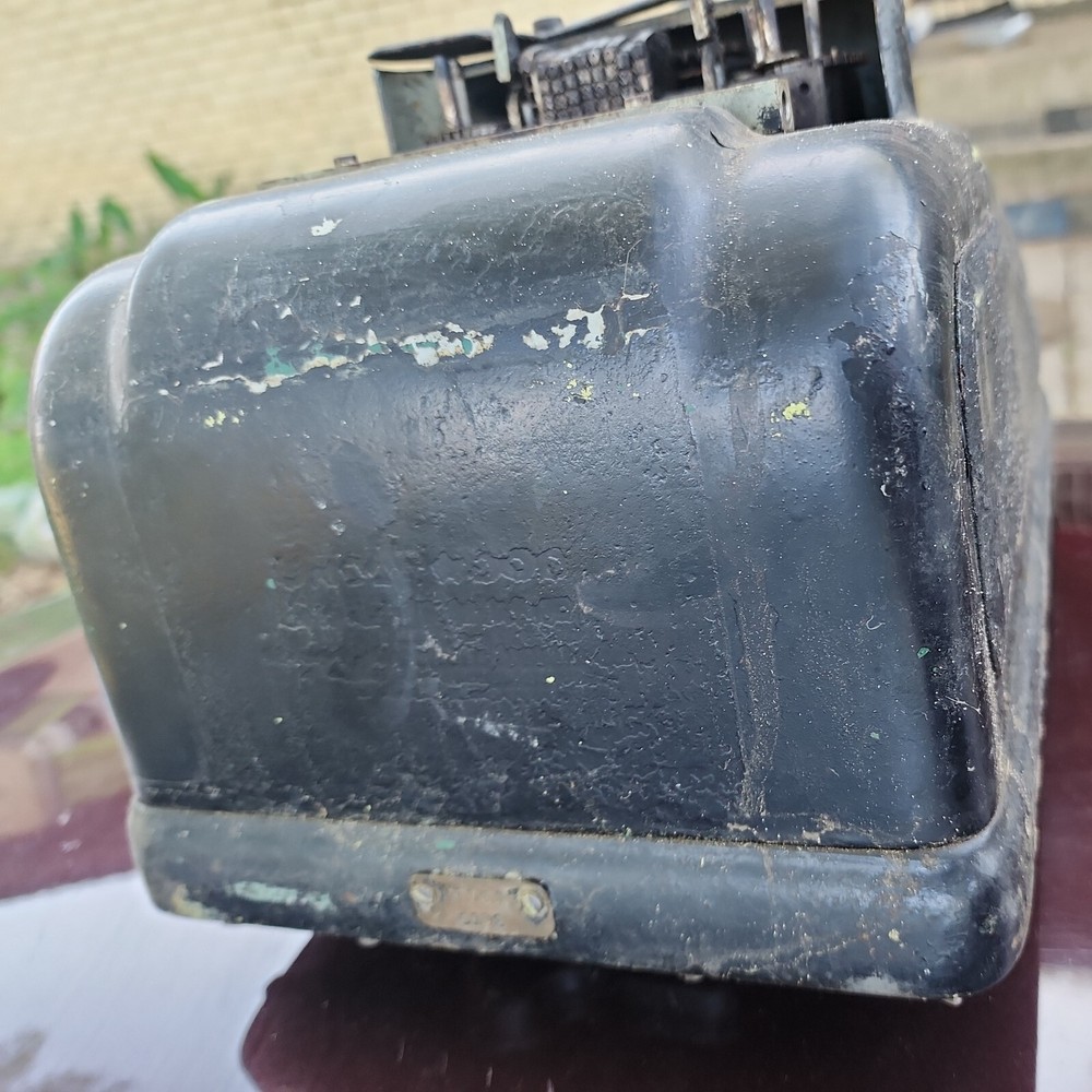 Underwood Adding Machine Collectible Cash Register *DOES NOT WORK*