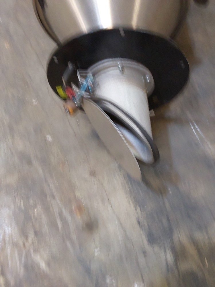 NOVATEC Material HOPPER/VACUUM RECEIVER