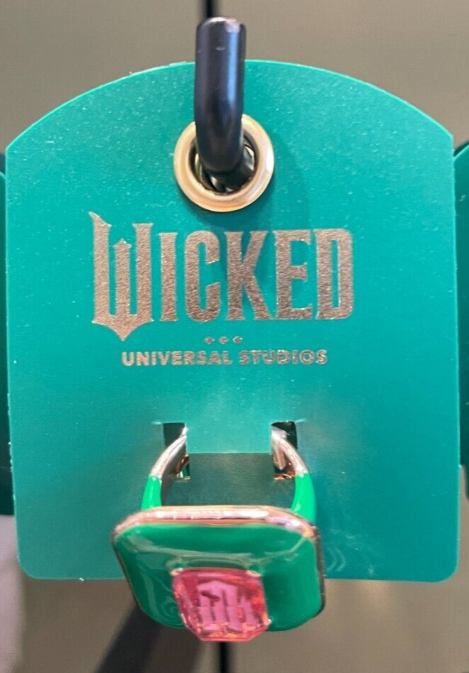 Universal Studios Wicked Ruby Pink Ring Ozdust Sisterhood 2024
