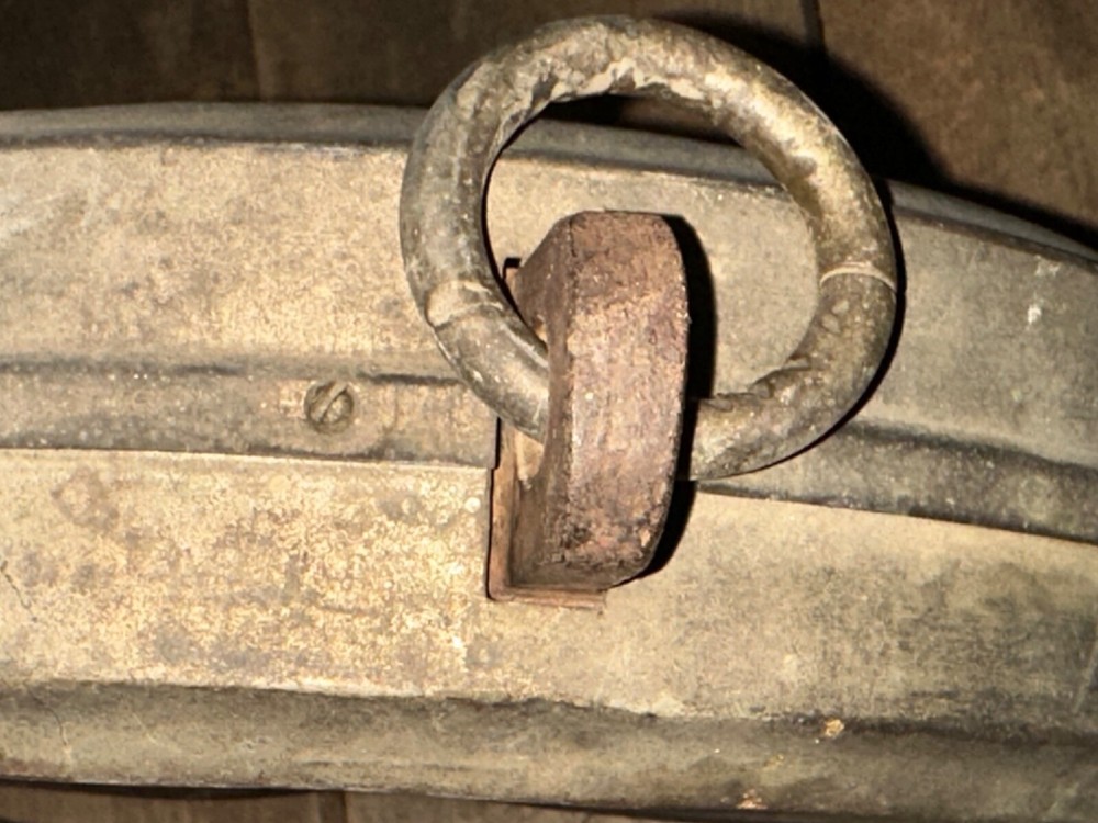 VINTAGE HANGING SCOOP SCALE