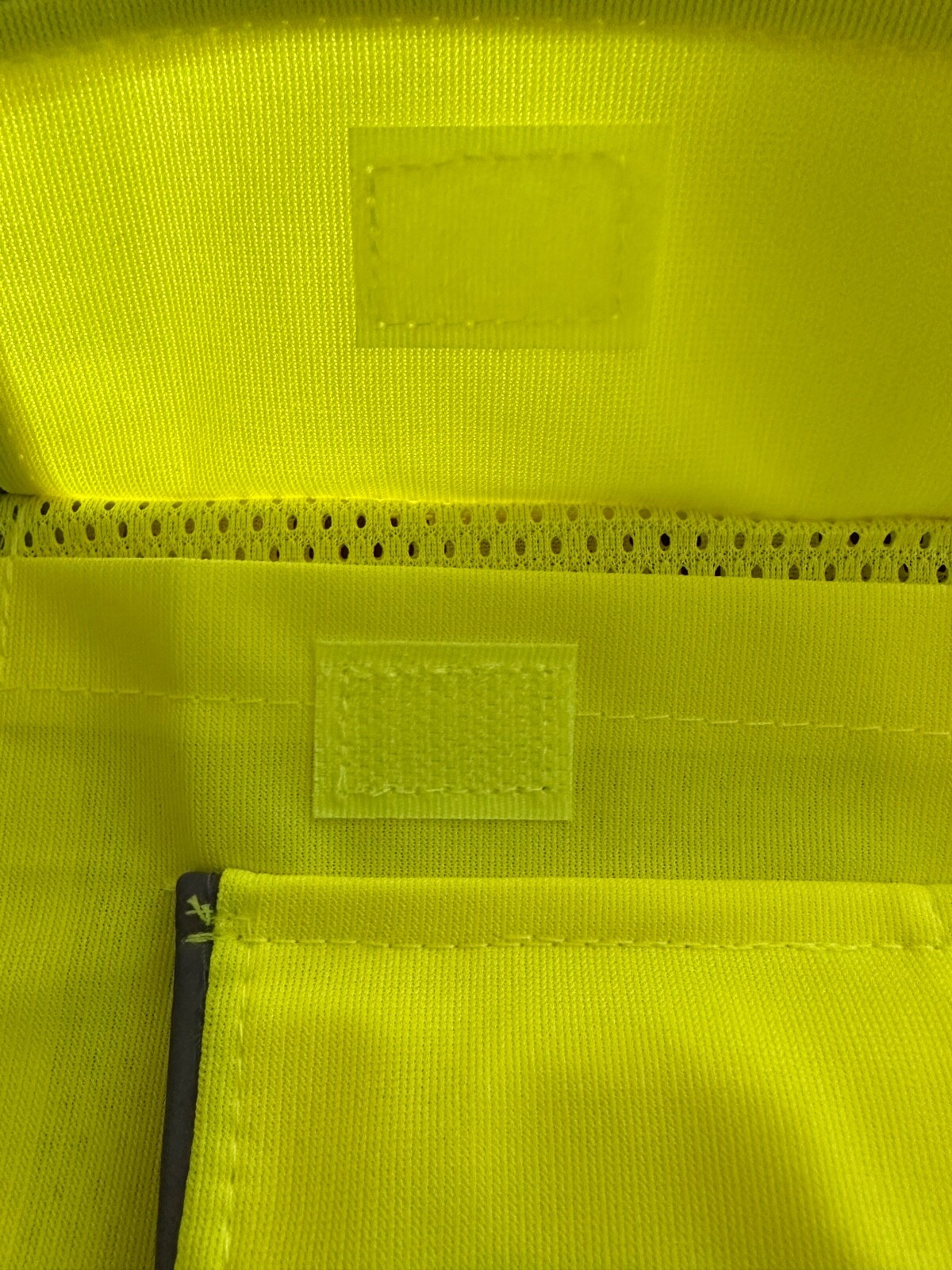 Mesh High Visibility Safety Vest, ANSI/ ISEA 107-2010 With 5 Pockets