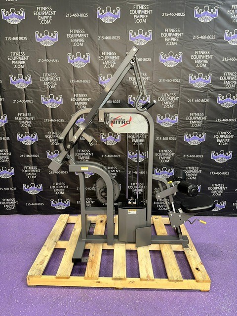 Nautilus Nitro Lat Pulldown w / Swivel Handles