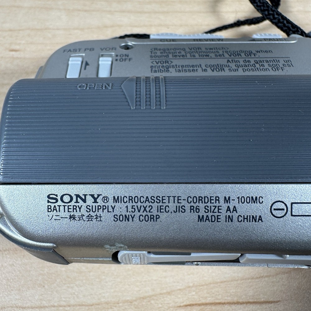 Sony Mic'n Micro Micro Cassette Corder M-100MC Full Package