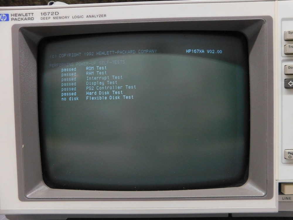 HP 1672D DEEP MEMORY LOGIC ANALYZER 68CH, OP.030 M6772
