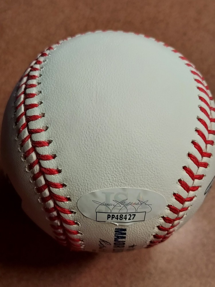 MAXIMO ACOSTA AUTOGRAPHED BASEBALL ON MLB BALL. JSA CERT