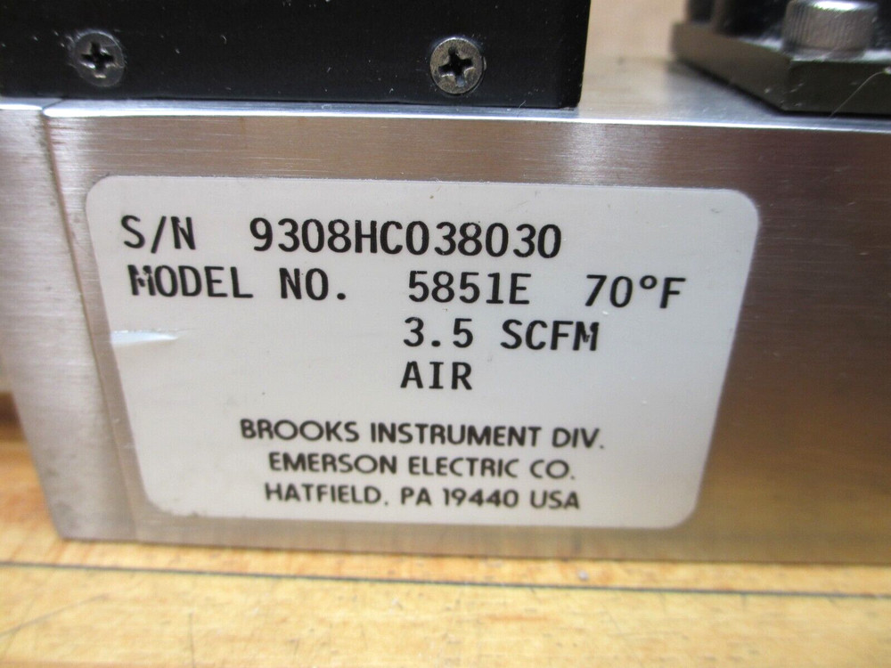 Brooks 5851E *USED* Mass Flow Controller 3.5 SCFM AIR