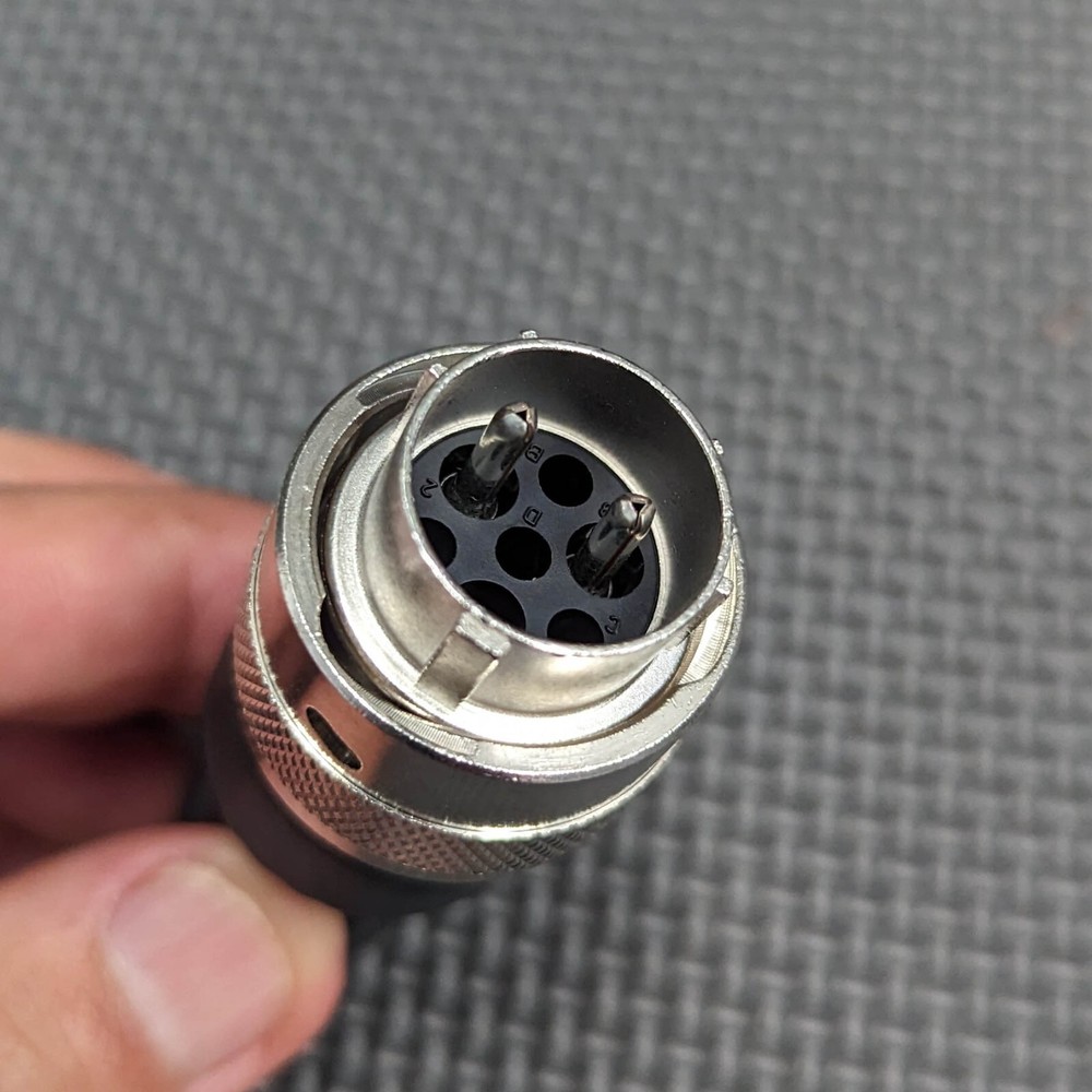 Bobcat 7 Pin adapter plug for 12V power