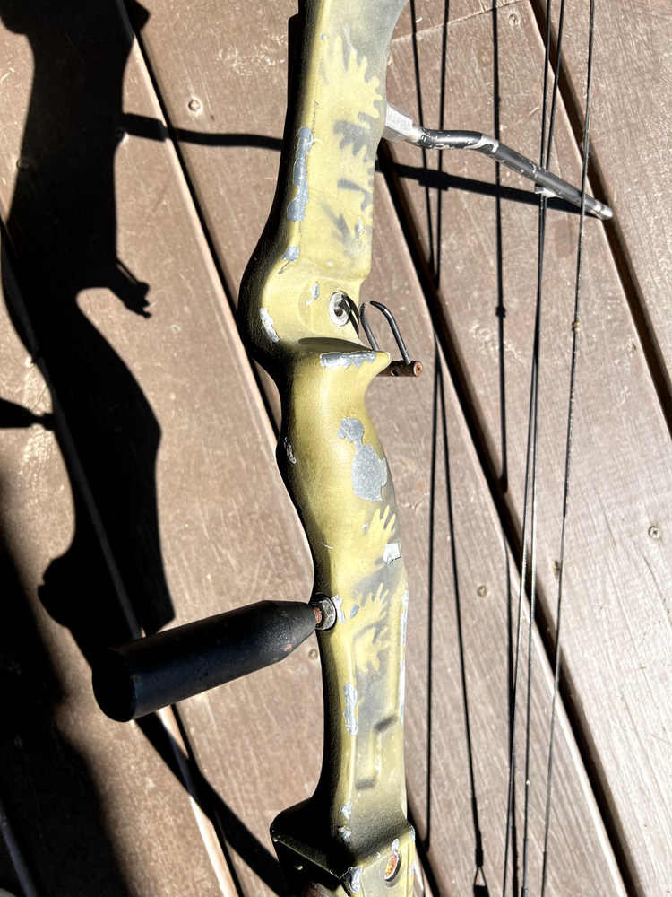 Bear Flare II Compound Bow Camo