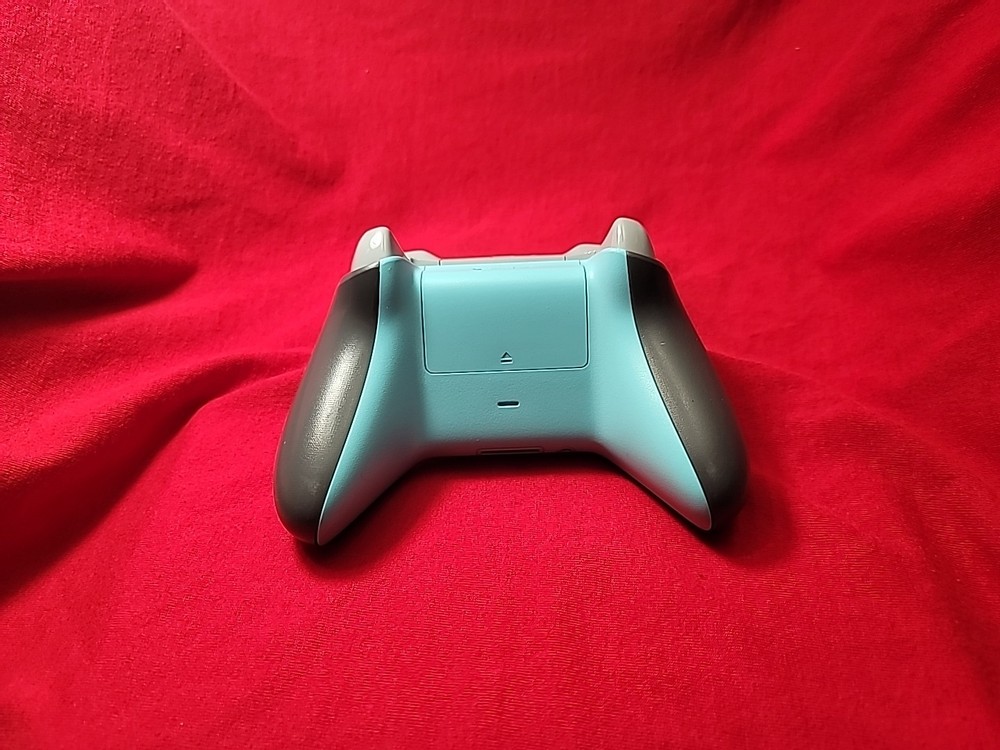 Xbox One Wireless Controller 1708 Gray/blue (New Joysticks) Check Description