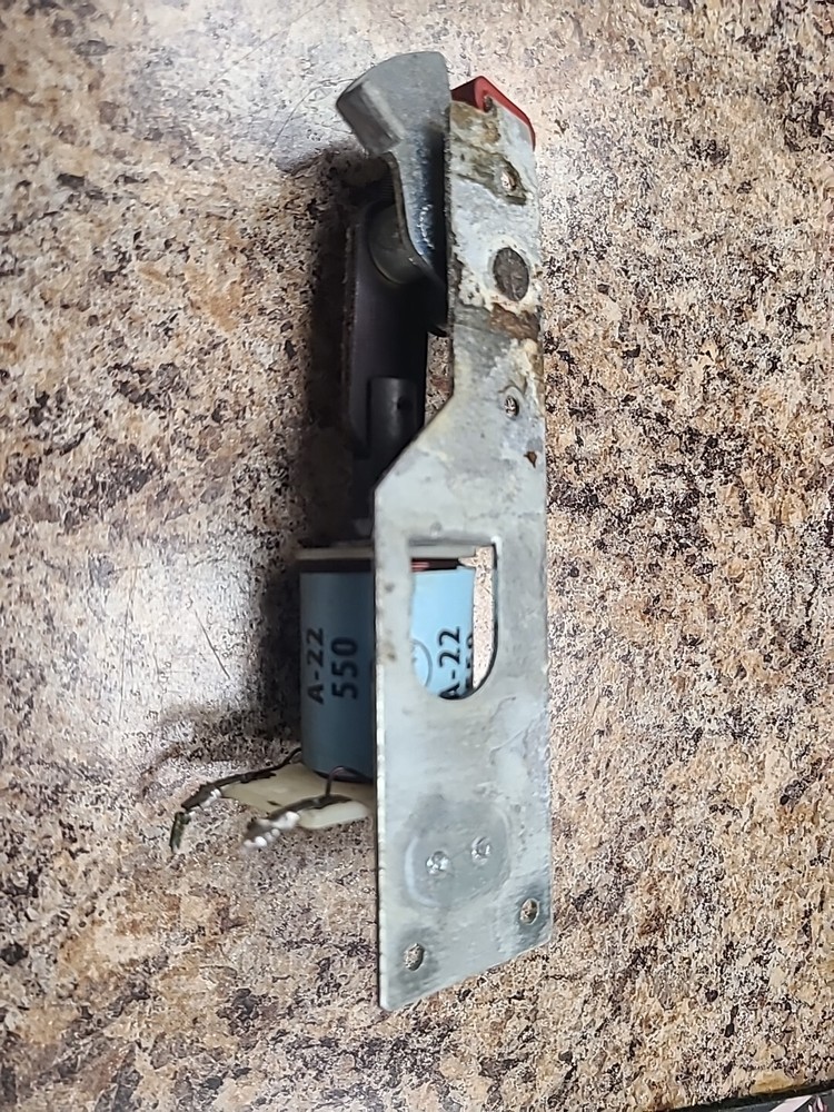 Used William's EM Pinball Machine Outhole Kicker