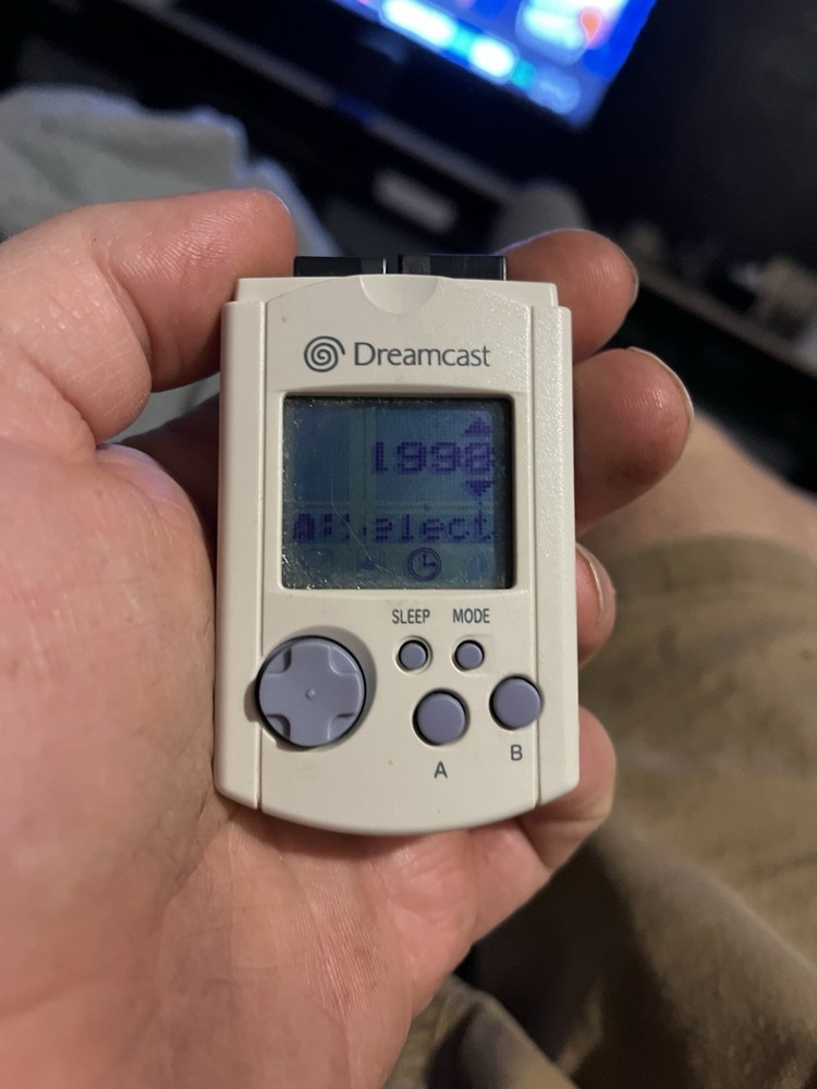 Sega Dreamcast VMUs memory and rumble pack tested