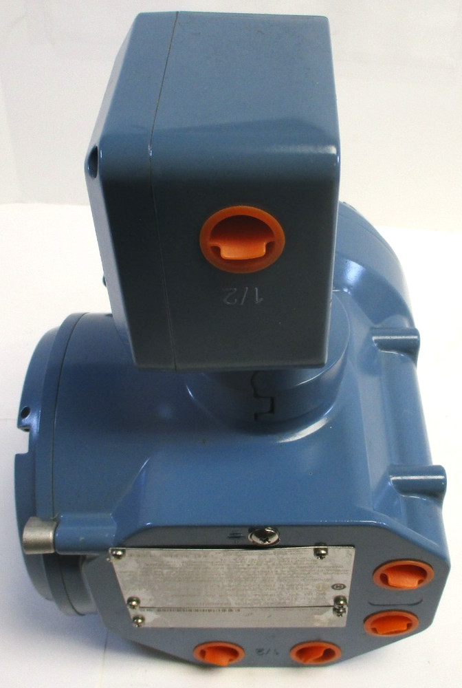 MICRO MOTION, 5700R12ABAAZZZ, TRANSMITTER, 4-WIRE REMOTE MOUNT,1/2" FNPT,SURPLUS