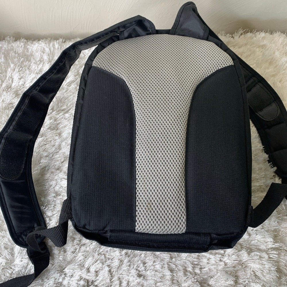 Digital Concepts Padded Back Pack Camera Case w Dividers
