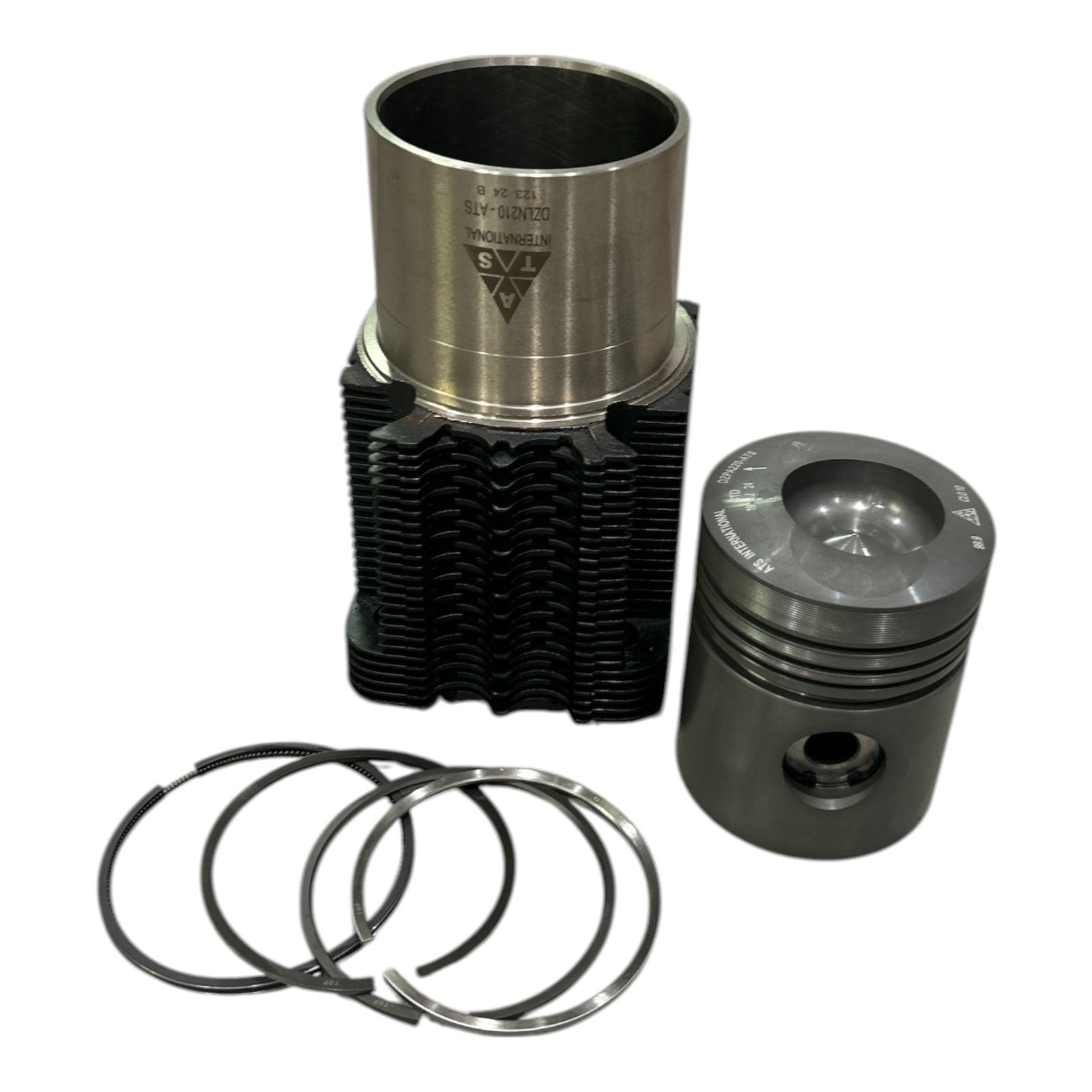 Deutz FL912 Cylinder Kit With Piston & Rings F3L912 F4L912 F6L912 Engines