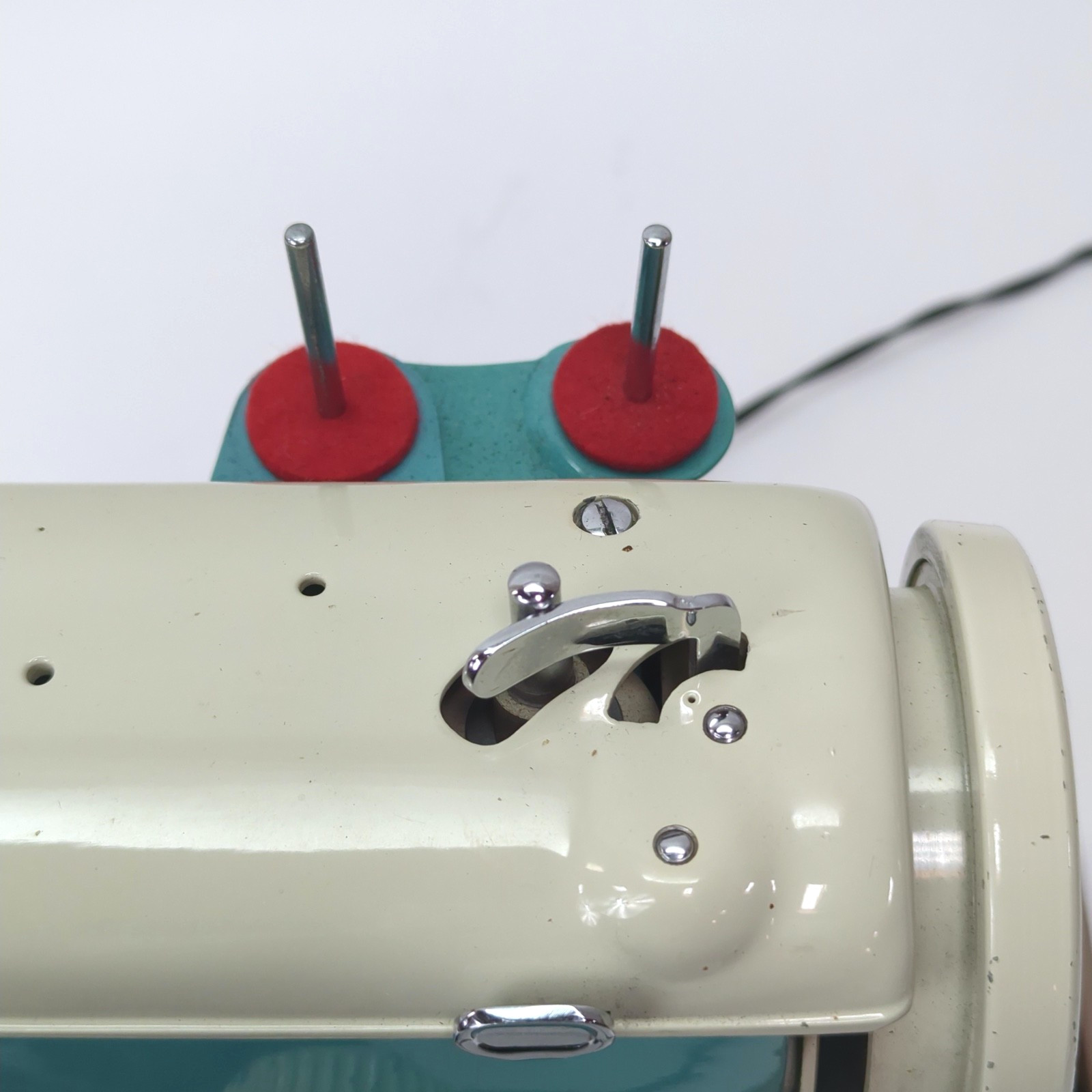 Vintage Brother Model 190 Turquoise Metal Case Robust Durable Straight Stitch