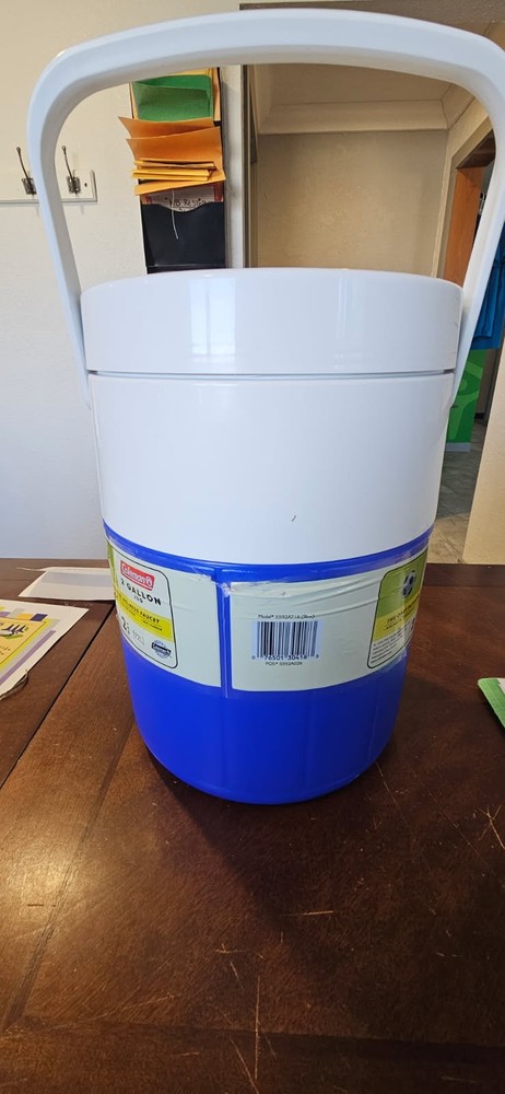 Cooler Beverage Jug Stackable Coleman 2 Gallon Party Stacker Blue w/ Faucet