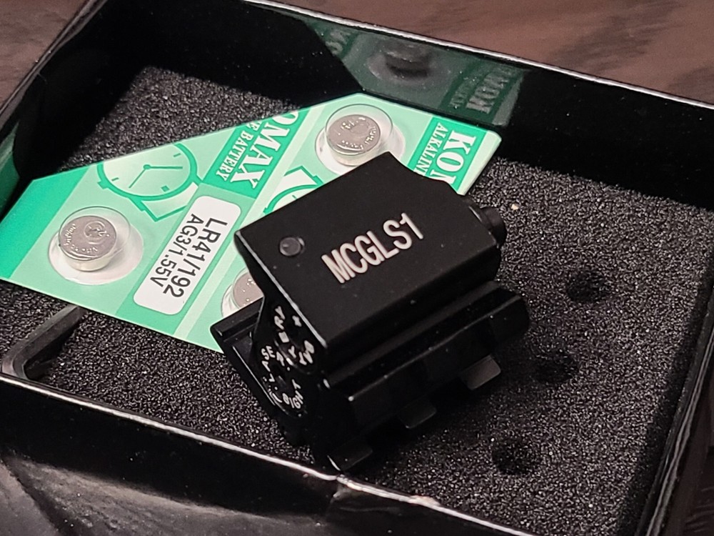 Compact Pistol Red Laser w/ Rail