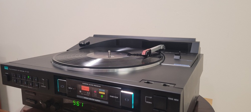 Sansui P-L51 Computerized Linear Tracking Turntable Automatic with New Stylus.