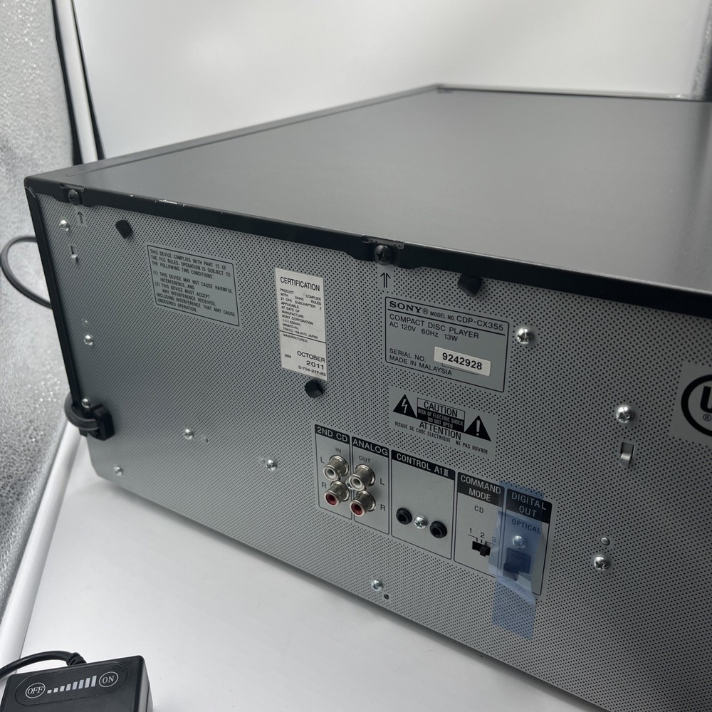 Sony MEGA Storage SKIPS NEEDS REPAIRED!!!!300 Disc CD Player CDP-CX355 No Remote