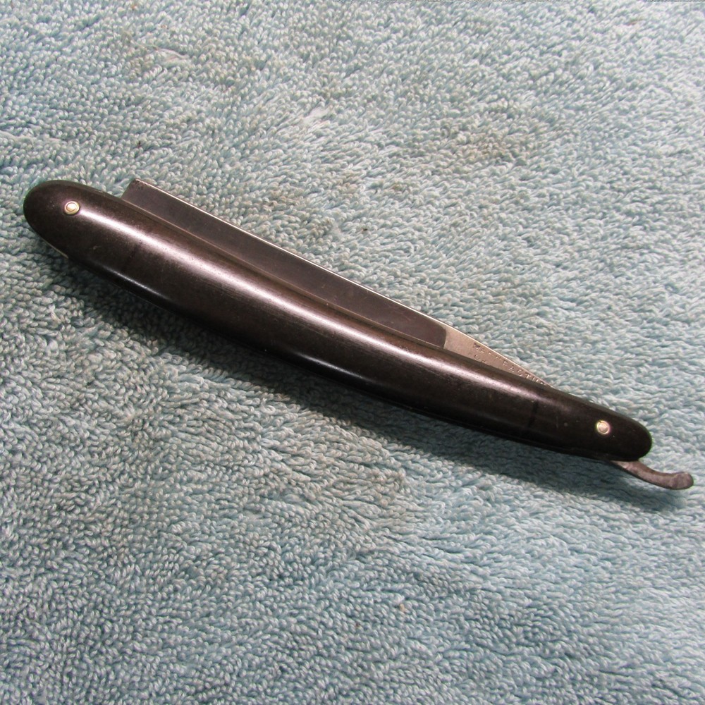Straight Razor: Louis & Mier