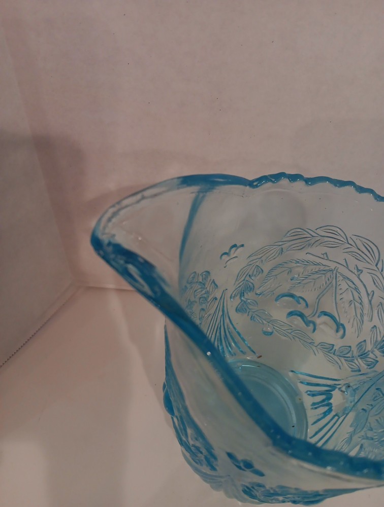 Vtg Wright Glass Cherry Pattern Blue Pitcher 8" W/ 2 Matching Glasses. 4".Mint