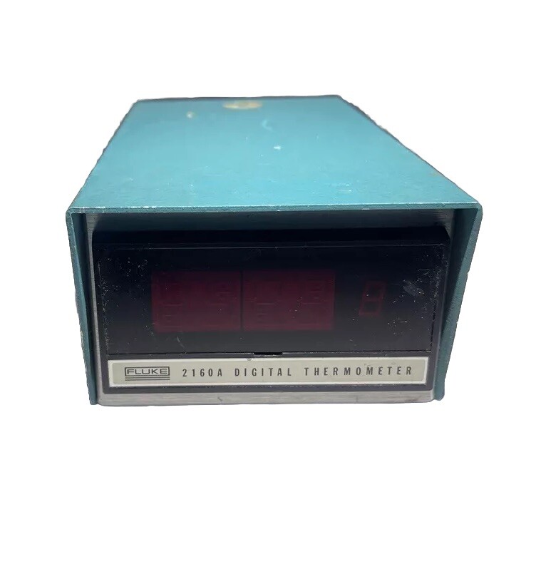 FLUKE 2160A DIGITAL THERMOMETER