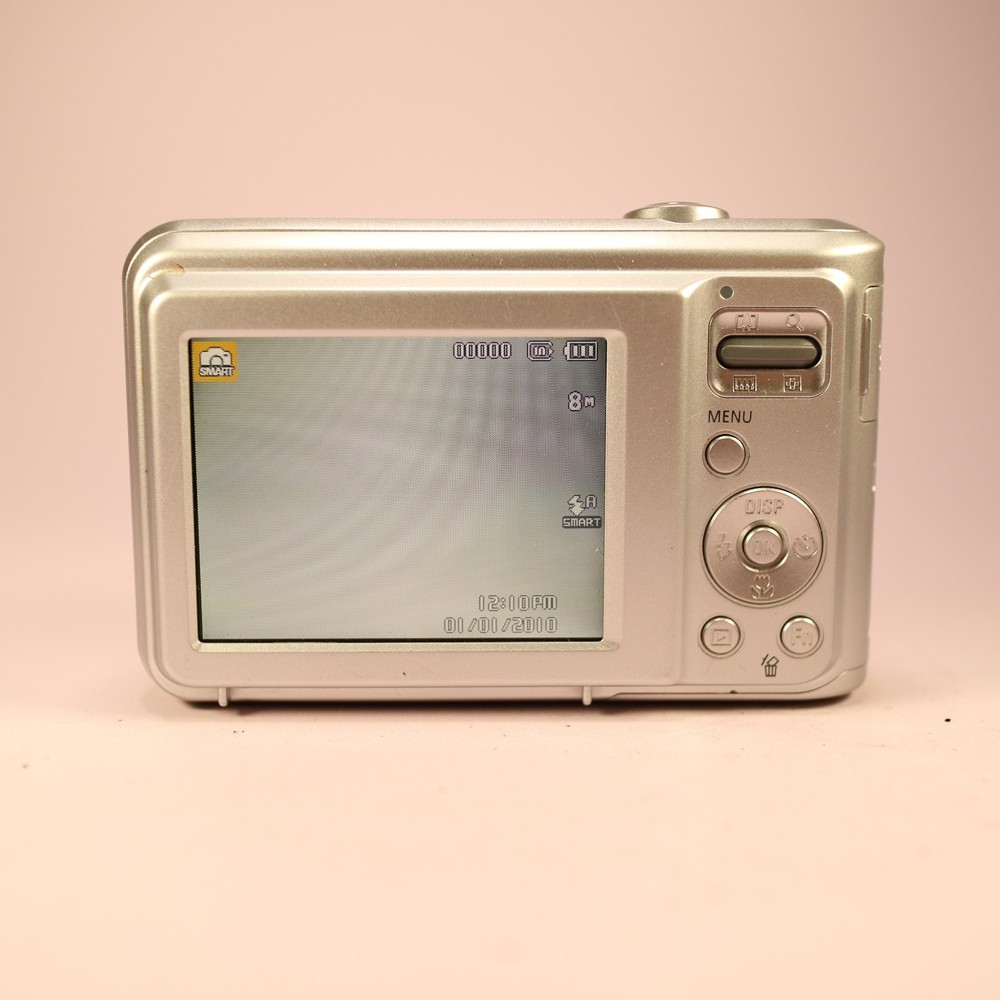Samsung Digital Camera ES28 12.2MP Silver Tested