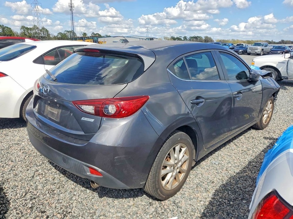 3 2014 Glove Box 5006274