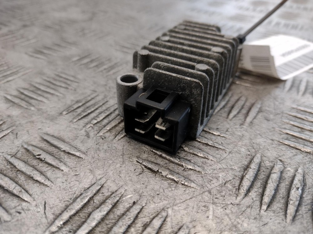 2018 YAMAHA MT 125 125 ABS RECTIFIER REGULATOR